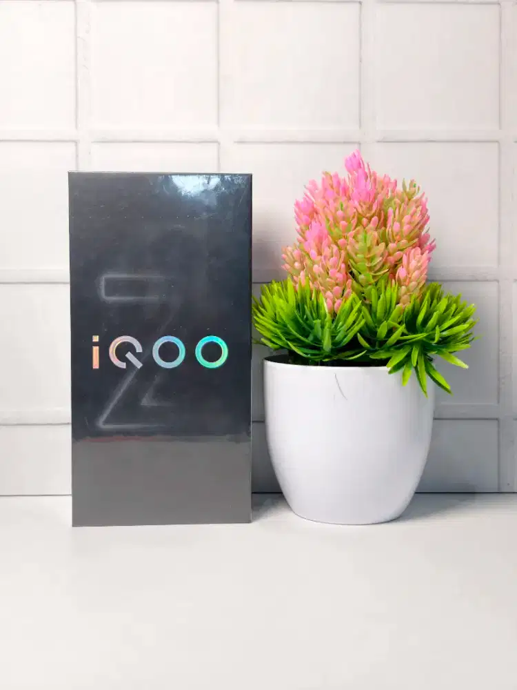 Vivo Iqoo Z10r 8GB / 128GB Baru