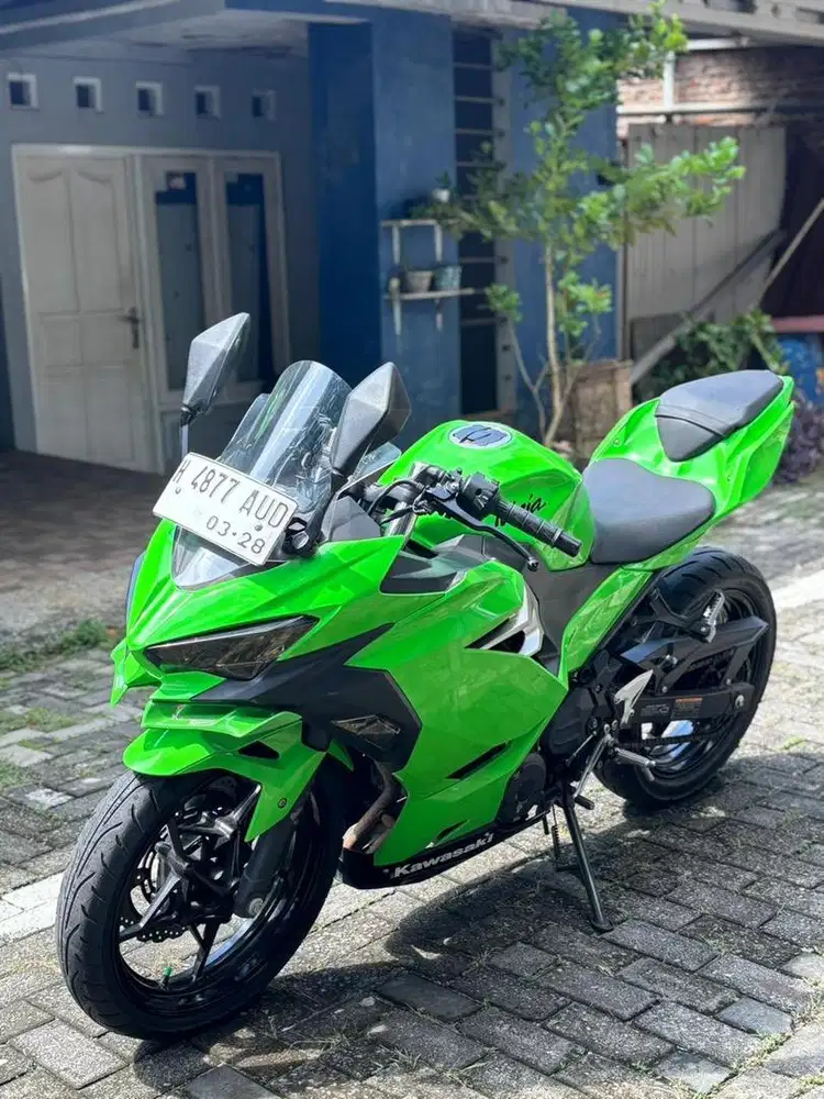 (LOW KM) Kawasaki ninja 250 FI 2018