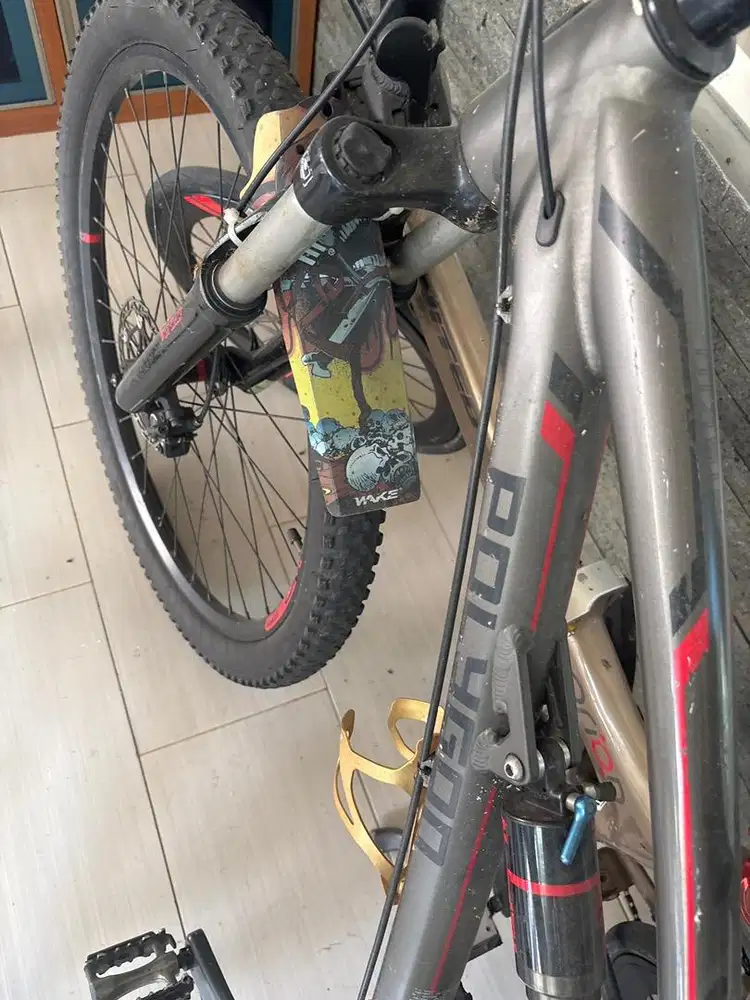 Sepeda mtb polygon