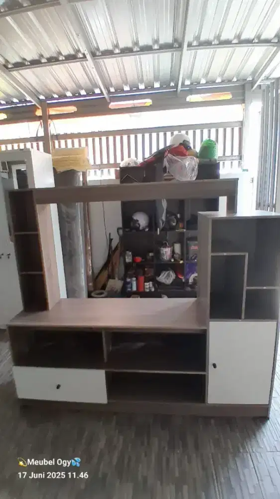 READY MEJA TV MINIMALIS 43 INCHI TERLARIS SALE