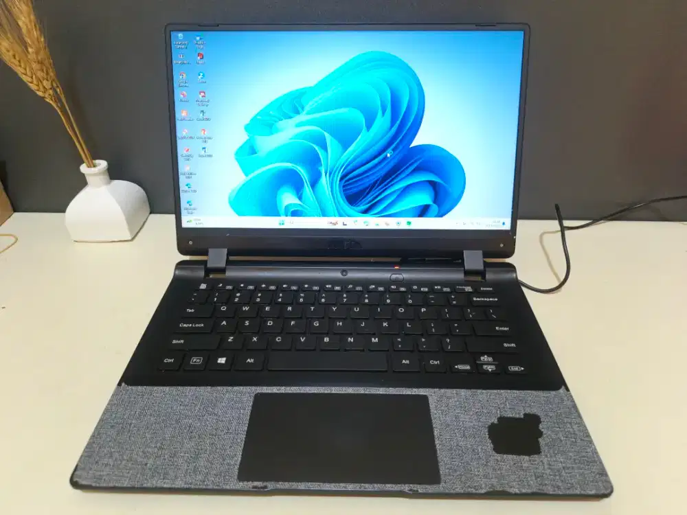 Laptop Avita NE14A2 Celeron N4000 Ram 4Gb Ssd 128Gb Vga Intel Hd 600