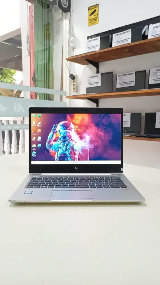 Laptop bekas Hp Elitebook 830 G6 Intel Core i5-Gen8 Ram 8 GB