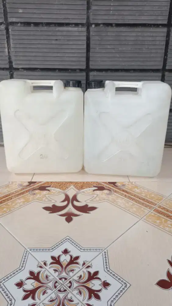 Jerigen Bekas 20 liter