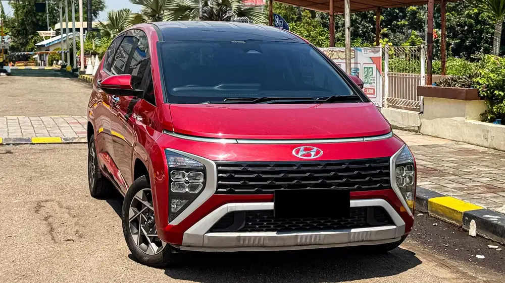 Hyundai Stargazer Prime AT Captain seat 2023