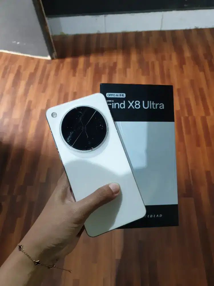 OPPO Find X8 Ultra 16/512GB – Resmi Terdaftar Permanen