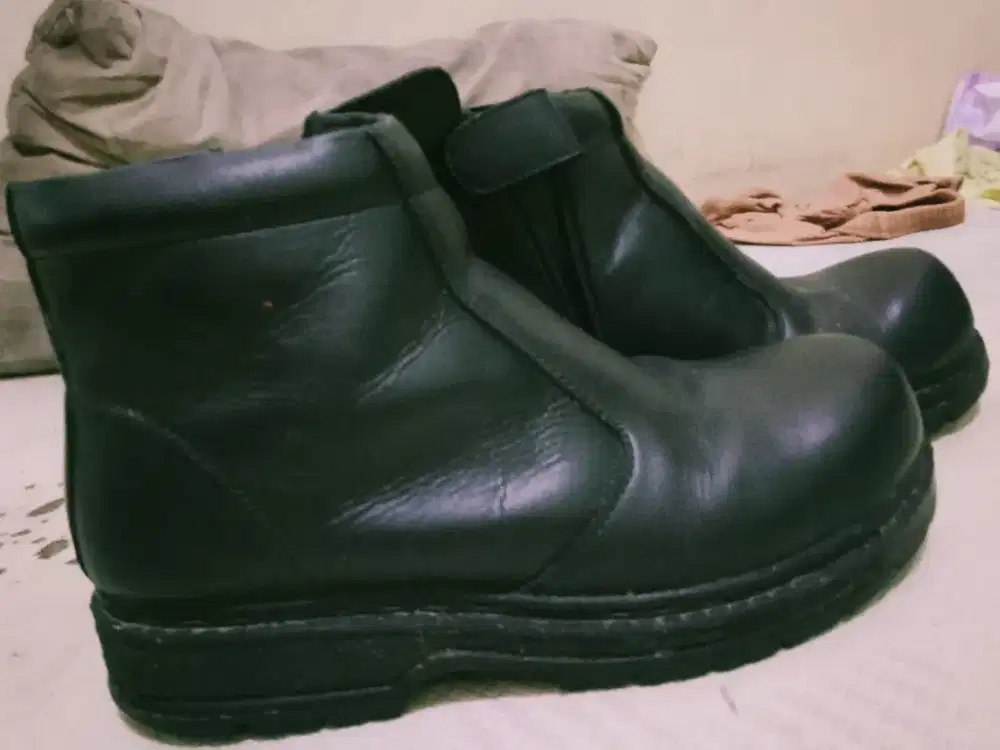 Sepatu safety PDL/PDH