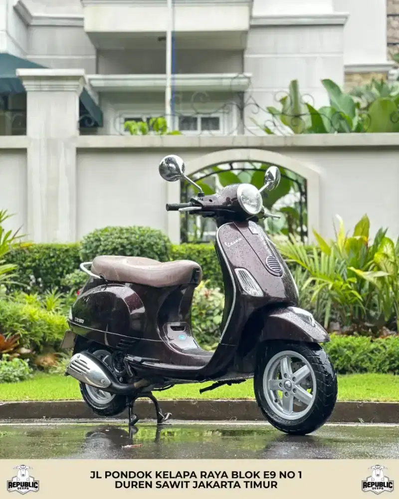 JUAL MURAH PIAGGIO VESPA LX 150 2V TH 2012 PERFECT CONDITION