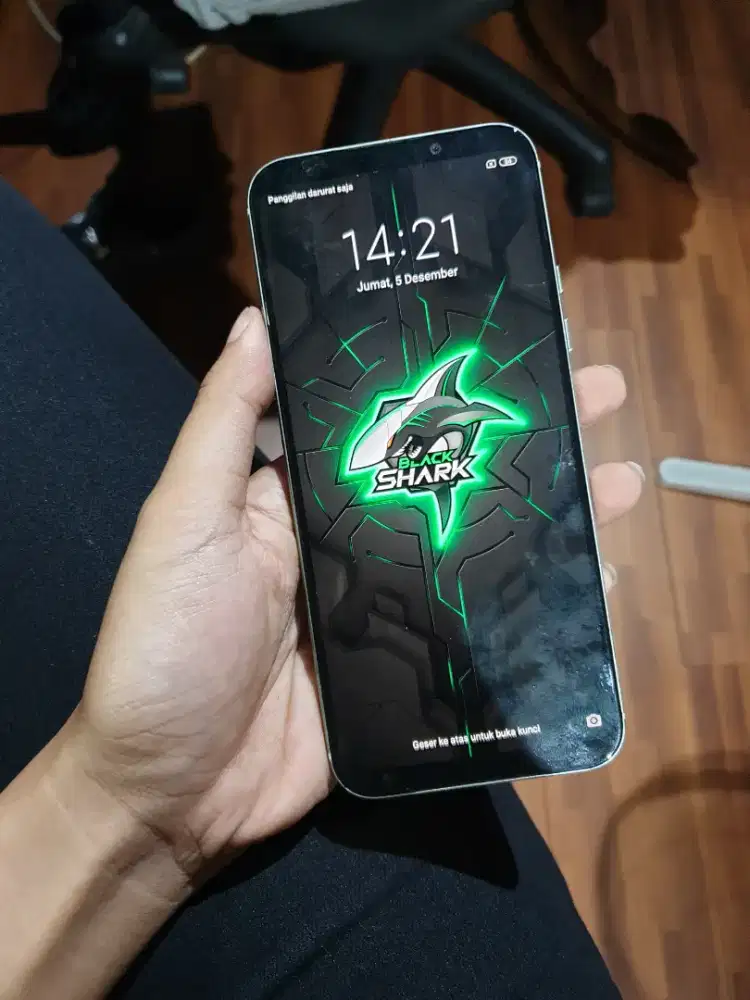 Xiaomi Black Shark 2 6/128GB Lengkap – Harga 2,2 Juta – Denpasar Barat