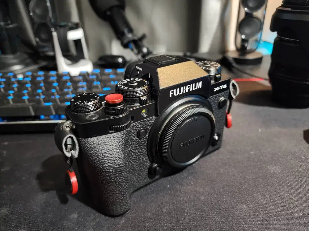 Jual Kamera Fujifilm X-T4 Super Mulus