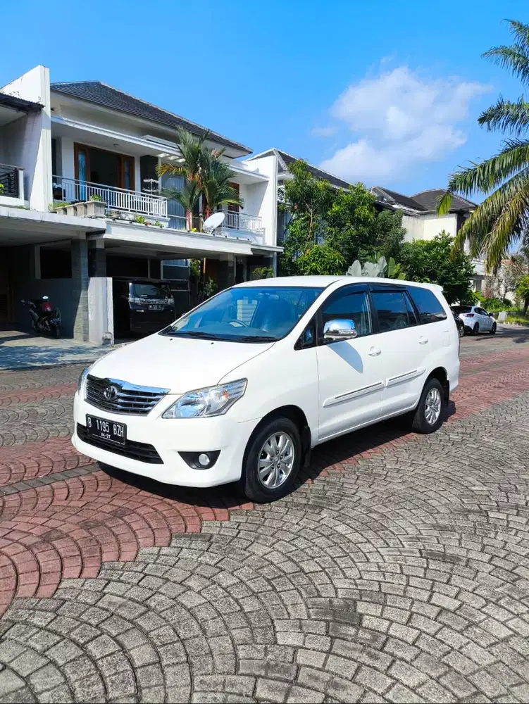 INNOVA G 2012 MATIC SUPER ANTIK