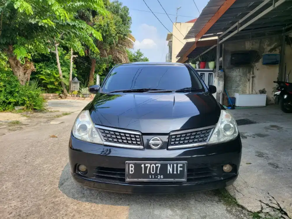 Tdp 5jt nissan latio hb hatchback 1.8 matic at 2008