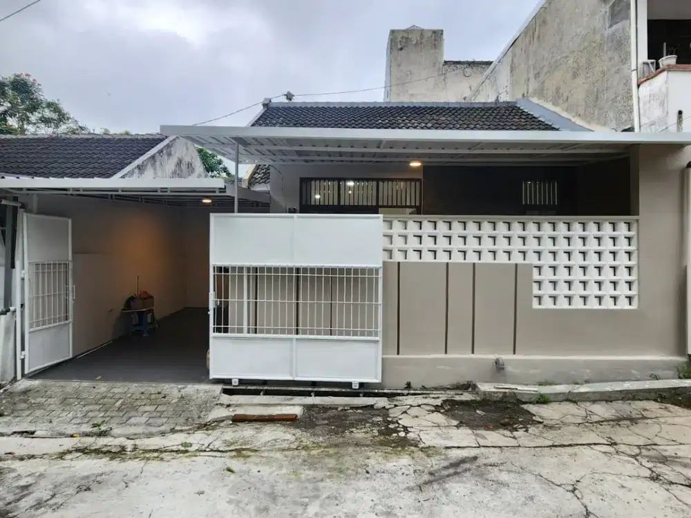 RUMAH SIAP HUNI DEKAT KAMPUS AMIKOM CONDONG CATUR DEPOK