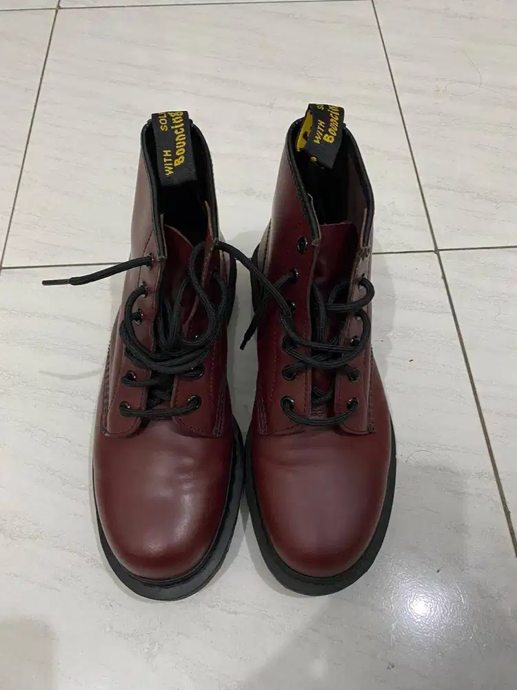 Dr. Martens 1460 Original Ukuran 41