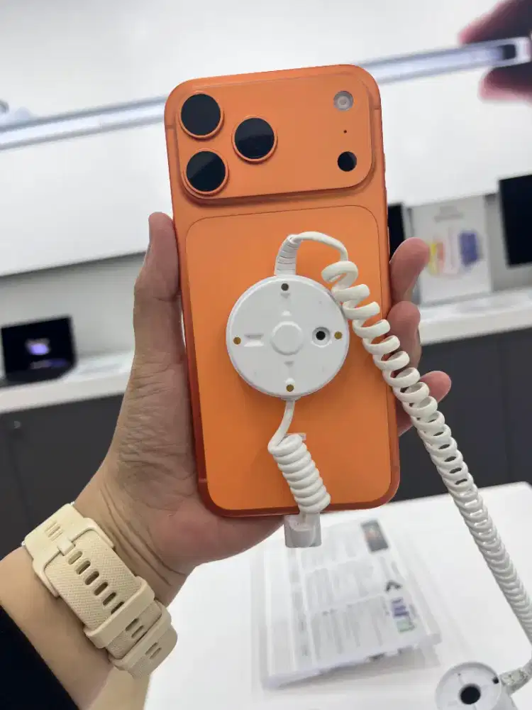 Cicilan iPhone 17 Promax Cosmic Orange iBox/blibli di Bogor