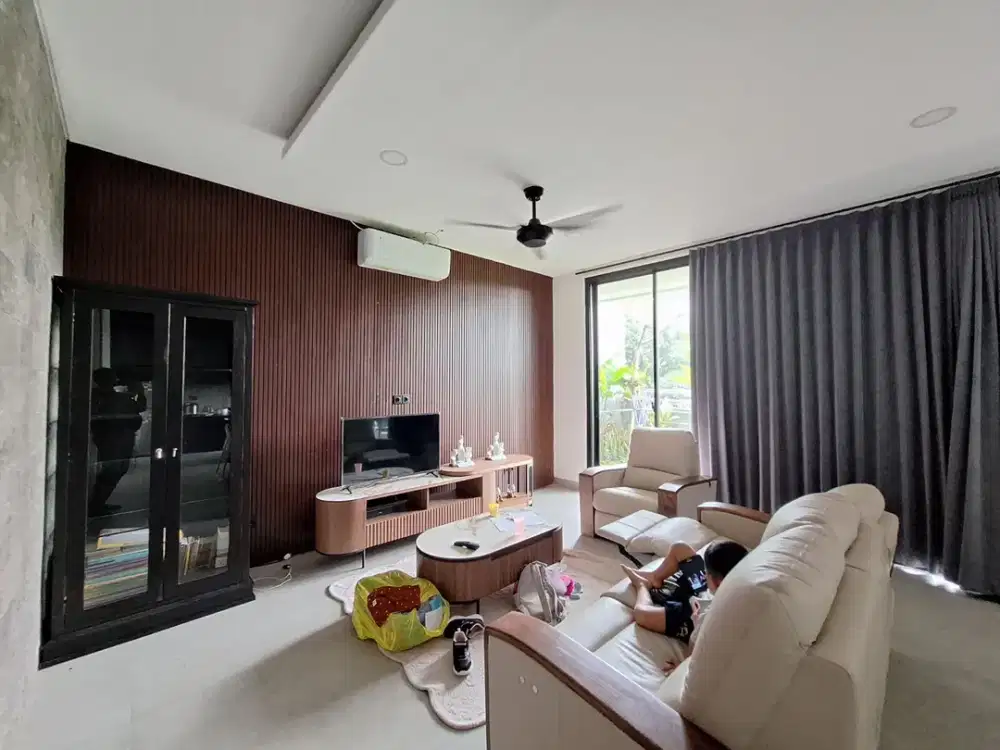 Dijual atau Disewakan Rumah Modern di Greenlot Residence, Area Canggu