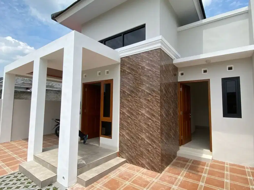 Rumah Atap Limasan Modern dekat Stadion Maguwoharjo Hanya 900 Jt-an