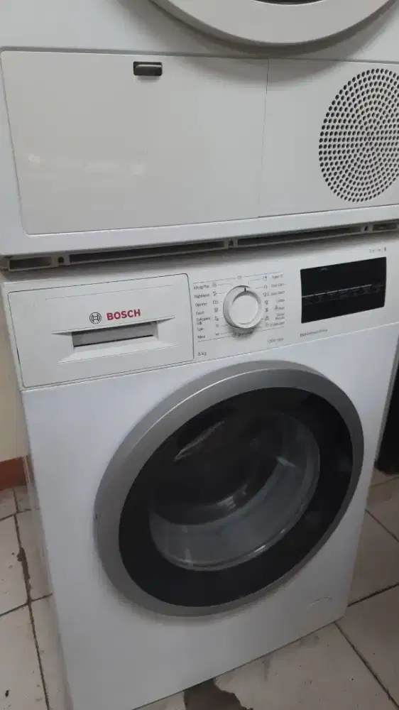 Mesin cuci fronlouding dan pengering