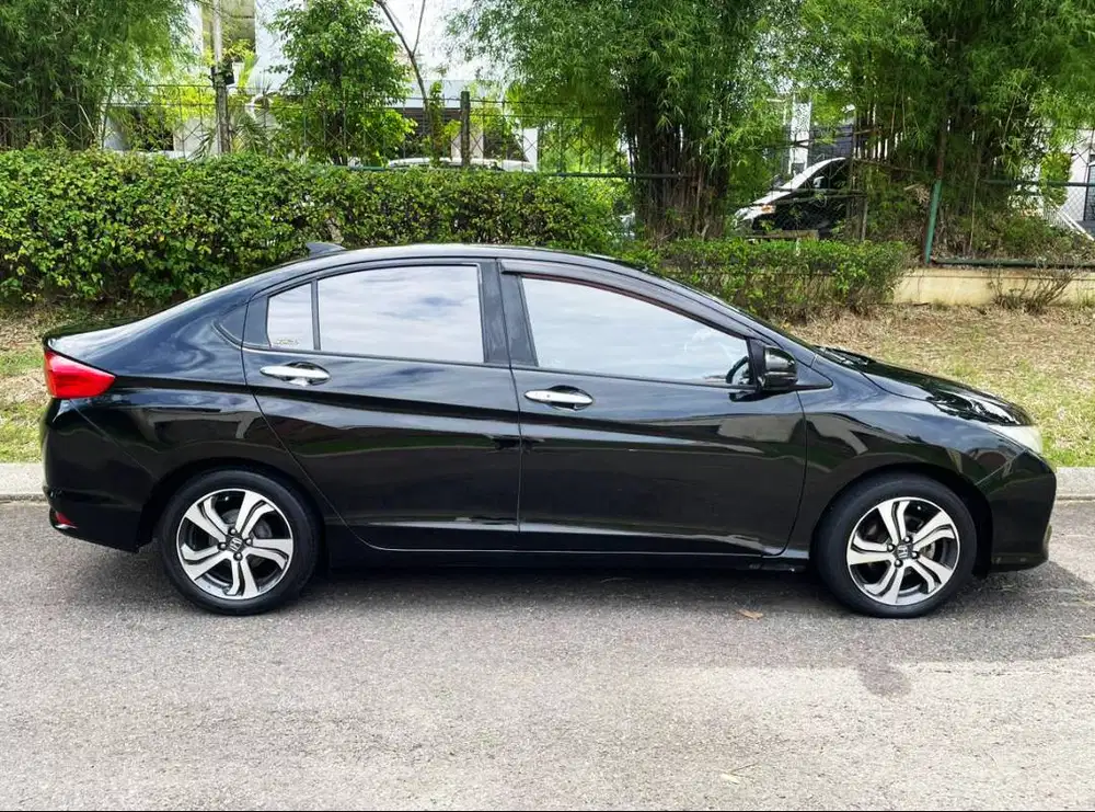 Honda City E AT 2016 HE Floating