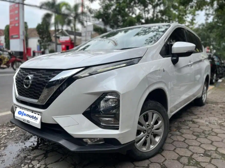 Pajak Panjang - Nissan Livina 1.5 EL Bensin-MT 2019