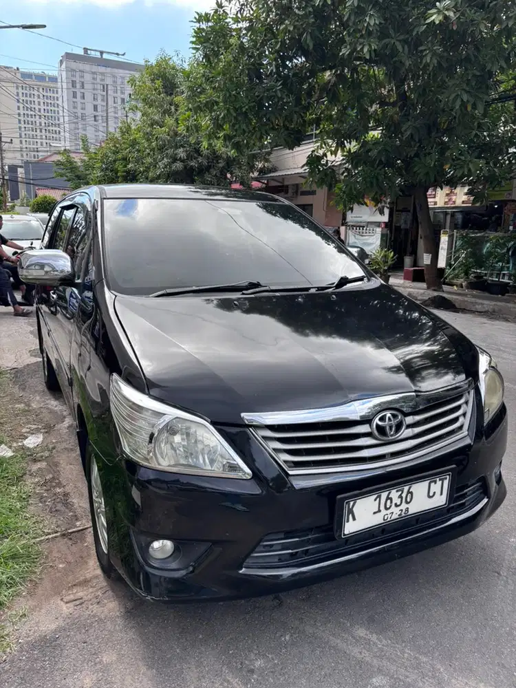 Toyota Kijang Innova 2013 Bensin