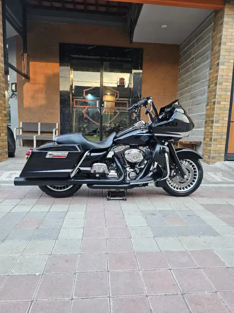 ROAD GLIDE 2013