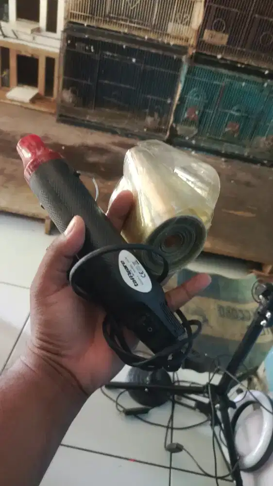 Mesin pemanas plastik segel masih normal pemakaian sebentar + plastik