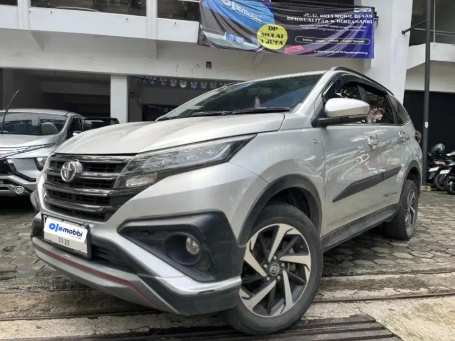 Pajak Panjang - Toyota Rush 1.5 TRD Sportivo Bensin-MT 2018