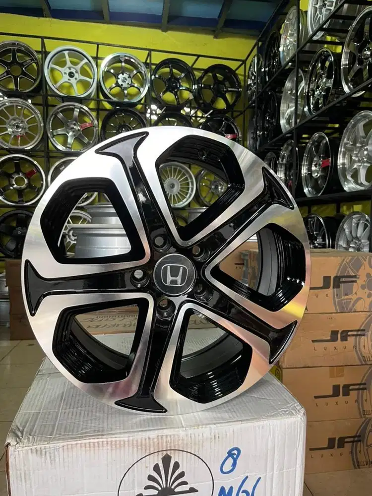 VELG HRV PRESTIGE R17 H5x114.3