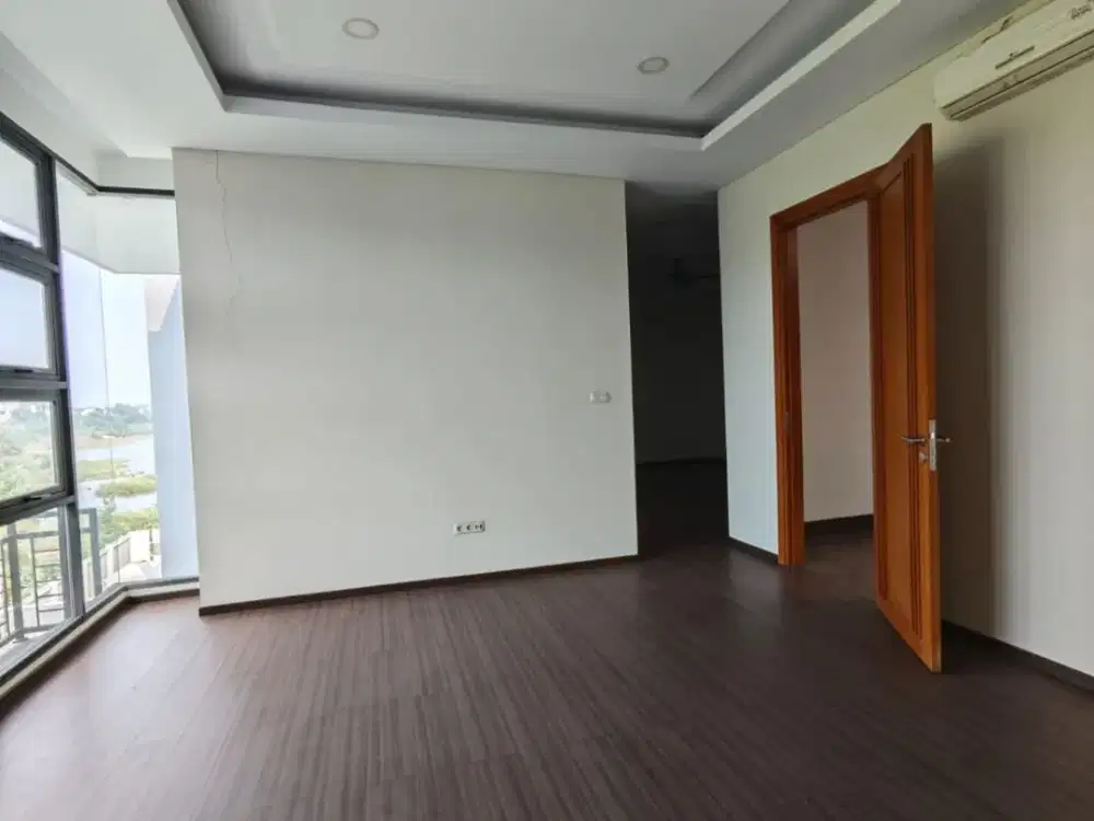 Dijual Rumah Mewah Nyaman dan Asri Siap Huni Lokasi strategis di Kota Baru Parahyangan Tatar Kumala Sinta Bandung