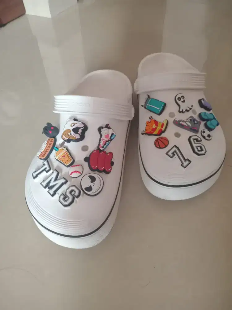 Crocs sepatu sandal second jual murah sepatu sendal cowok second