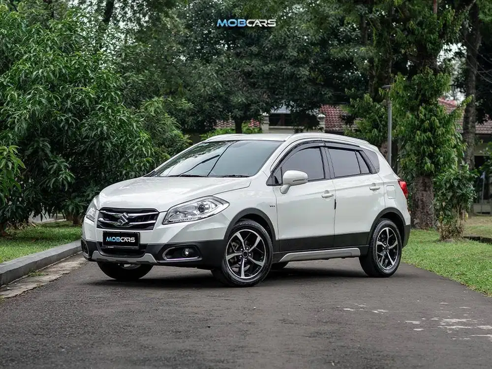 TERMURAH!!! SX-4 SCROSS 1.5 AT 2016 MOBCARS MATIC