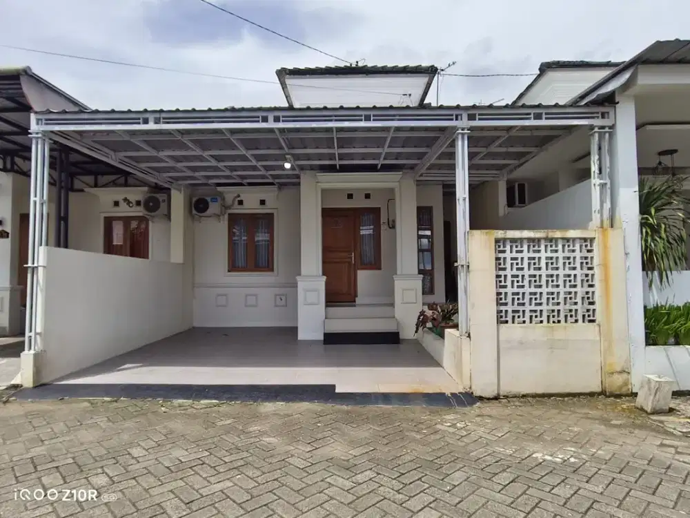 Rumah Cantik Perum Dekat Jalan Raya Hanya 10 Menit Ke Stasiun