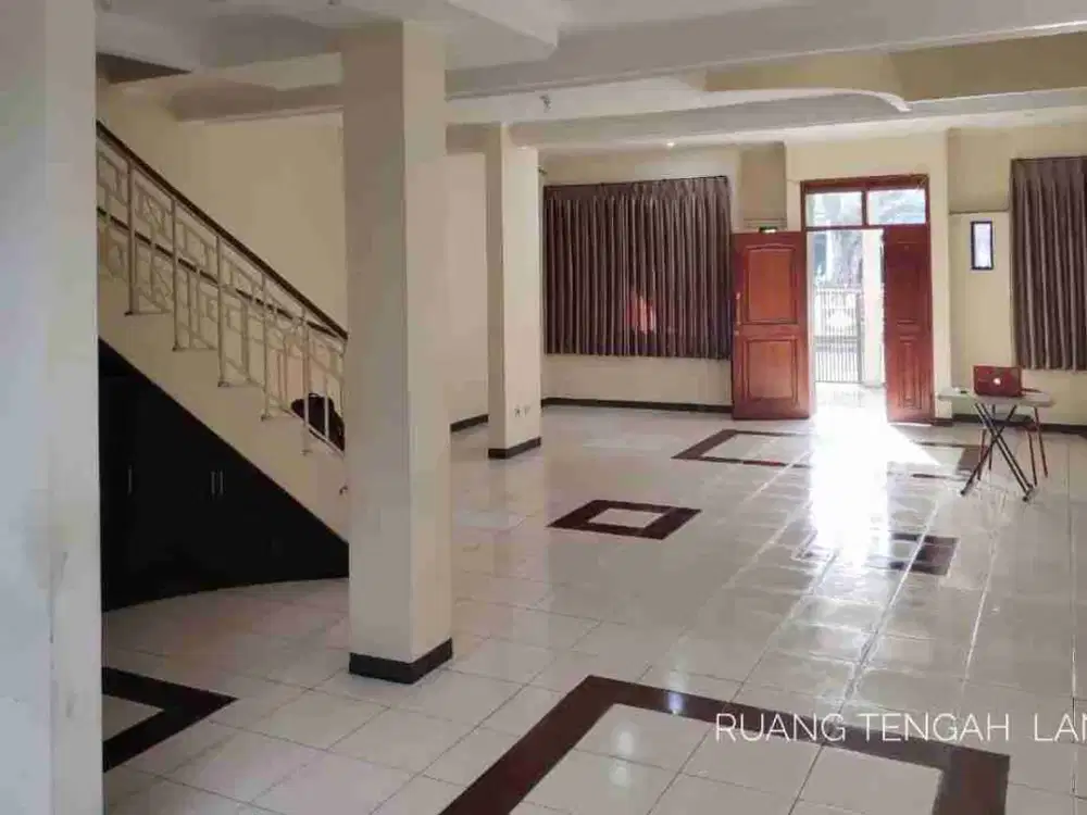 disewakan rumah 2,5 lantai di kembar mas bandung siap huni