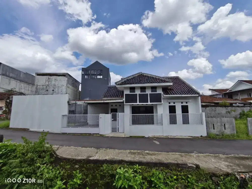 Rumah Bagus Hanya 1 Menit Ke UNSUD