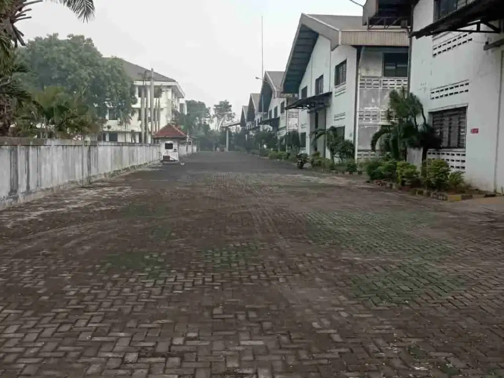 Dijual Eks Pabrik kondisi rapih strategis