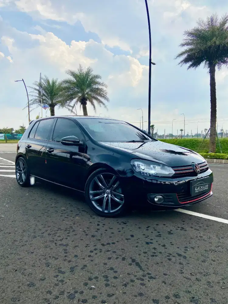VW GOLF 1.4 TSI PALING MURAH DP MULAI DARI 10JT ANGSURAN 4JTAN!!