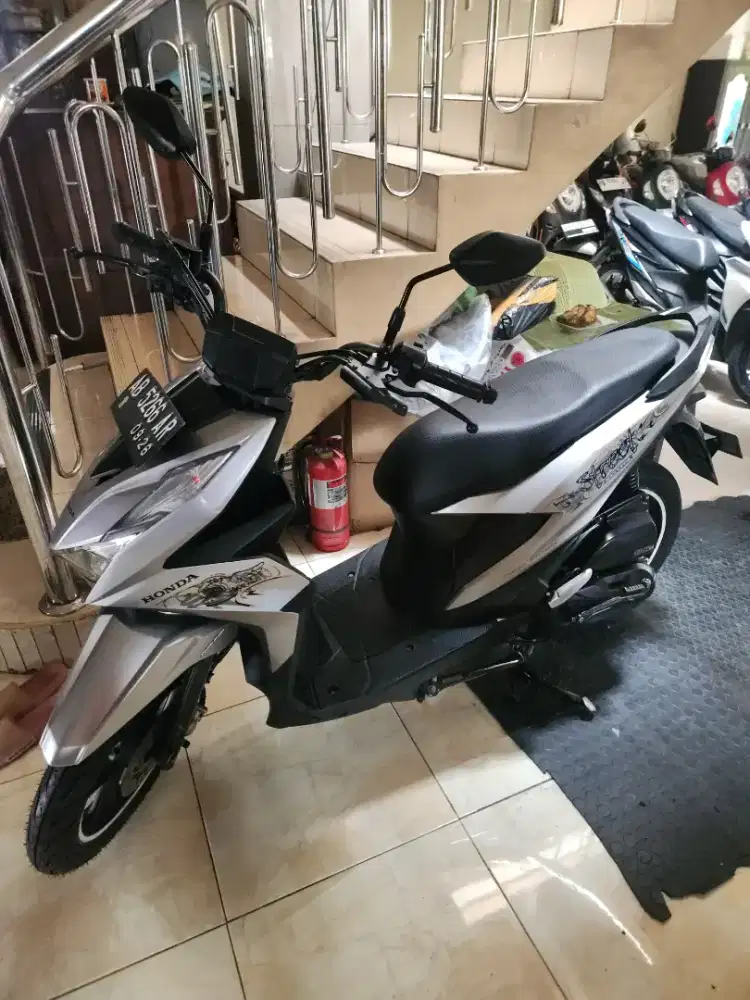 Beat street silver 2021 gbm bisa tunai atau dp200rb  kredit