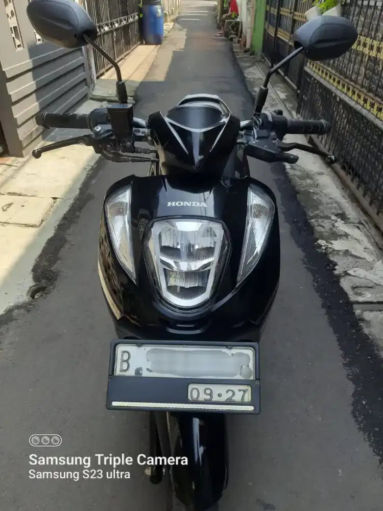 Honda New Genio cbs 2022 ban Donat