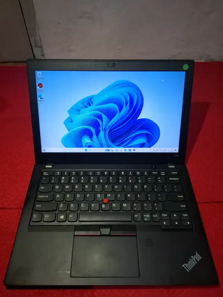 jual cepat lenovo thinkpad x280 i5 gen 7 Touscren