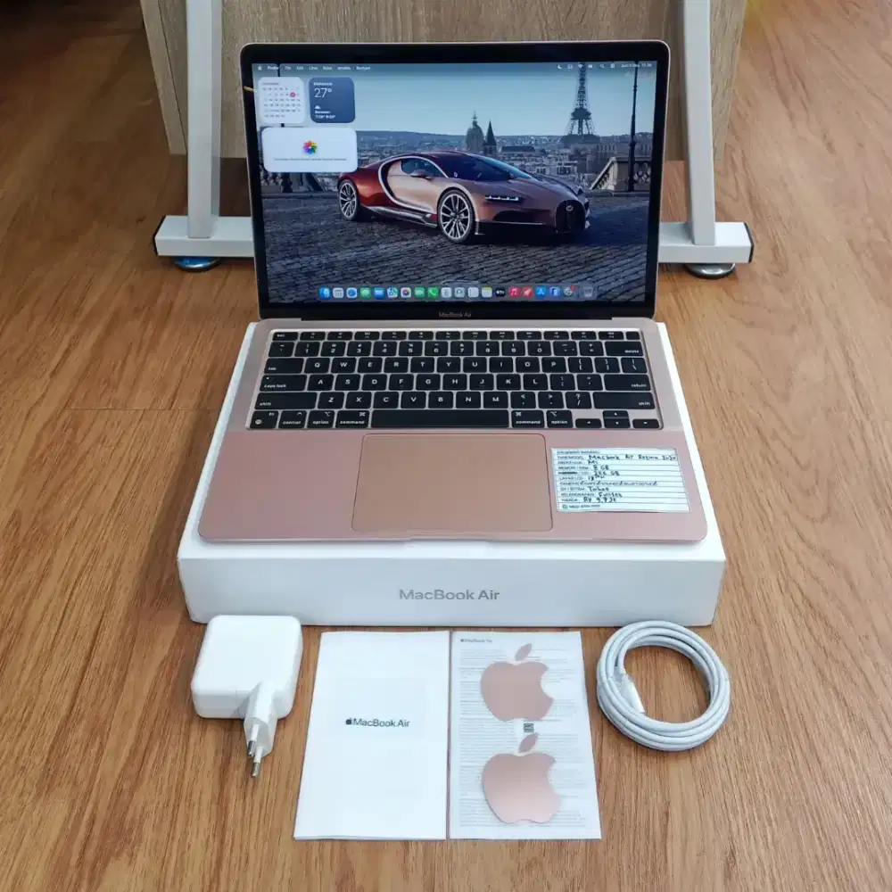 Jual Cepat !!! Macbook Air Retina 13 2020 M1 / 8 / 256 GB Rosegold