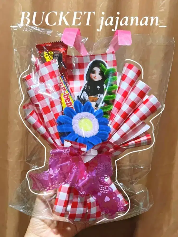 Serba serbi bucket jajanan