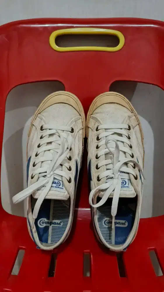 Sepatu Compass original