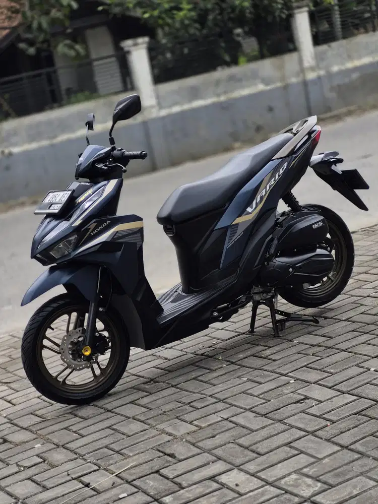 HONDA VARIO 125 CBS ISS KEYLES 2023 KM 7RB DP CUKUP 1.5JT