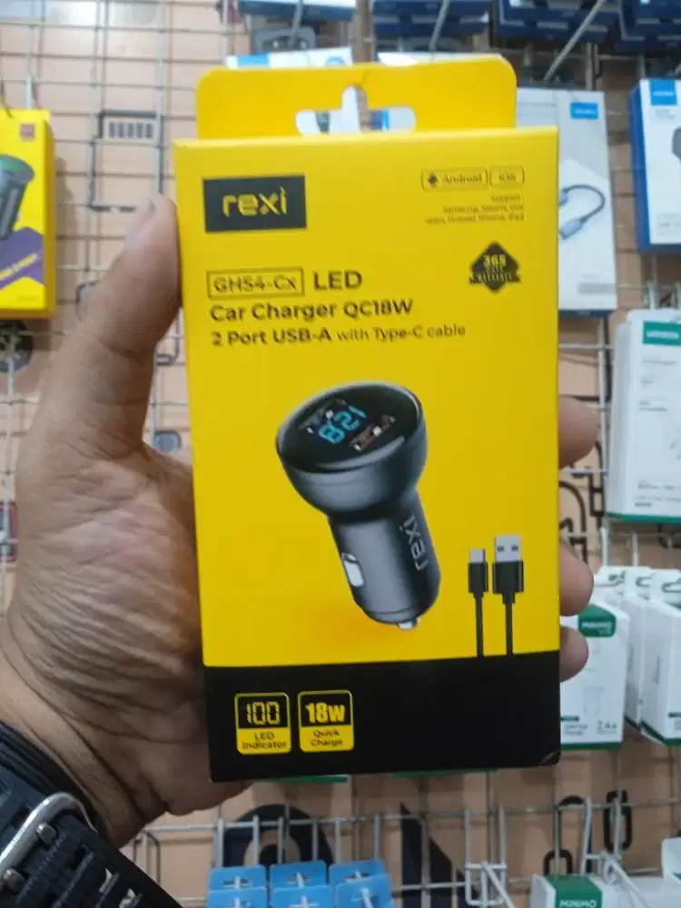 GH54CX Cas Mobil+ LED Rexi QC 18W Output Ganda dengan Kabel Tipe-C