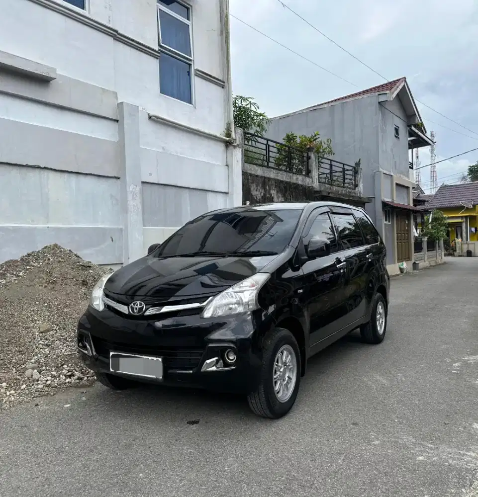 Avanza thn 2015 upgrade G km antik 74.rb asli
