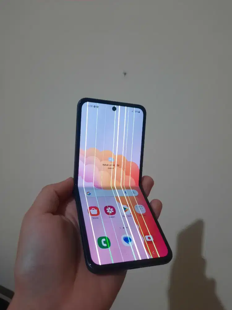 Samsung z flip 3 minus garis