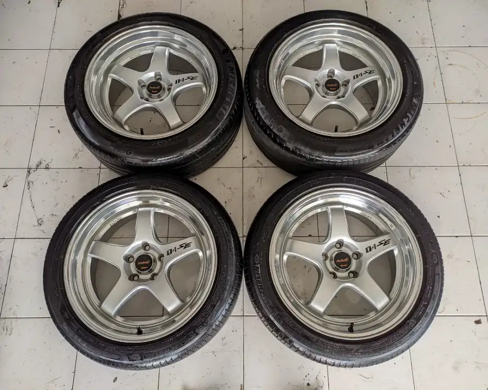 R18 LENSO D1 L8,5_9,5 Et40_38 5x114+BAN michelin 85%