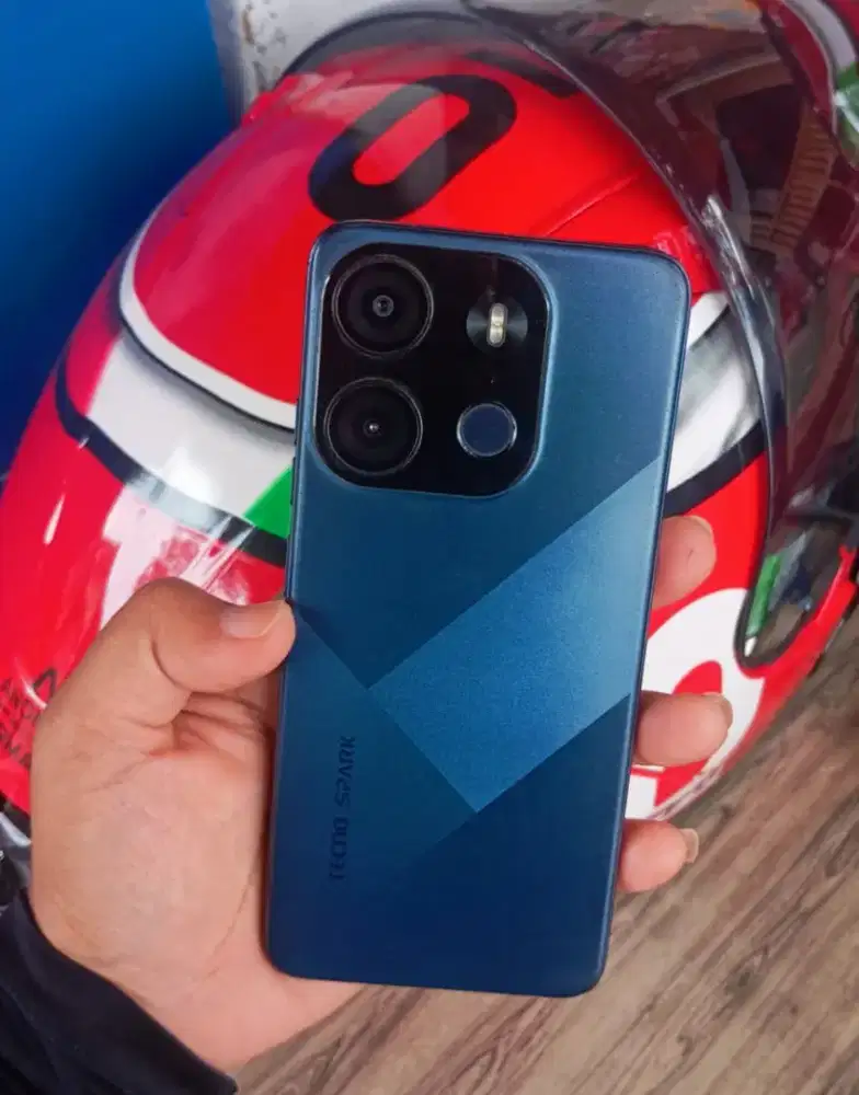 Techno Spark Go 2023 ram 4+3/64 Nomines