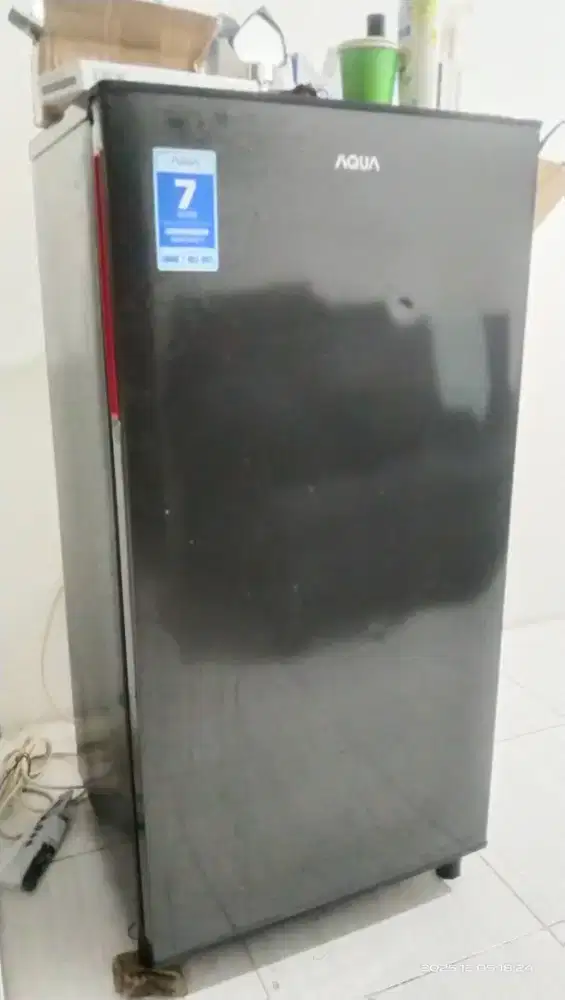 Kulkas Bekas Merk Aqua 1 pintu