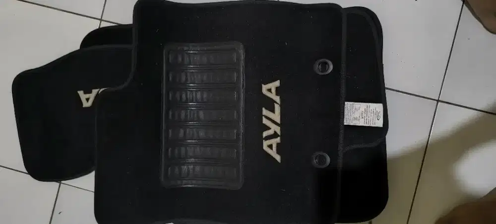 karpet mobil ayla